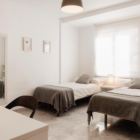 Apartamentos Fv Flats Valencia - Mestalla 9 Bagian luar foto
