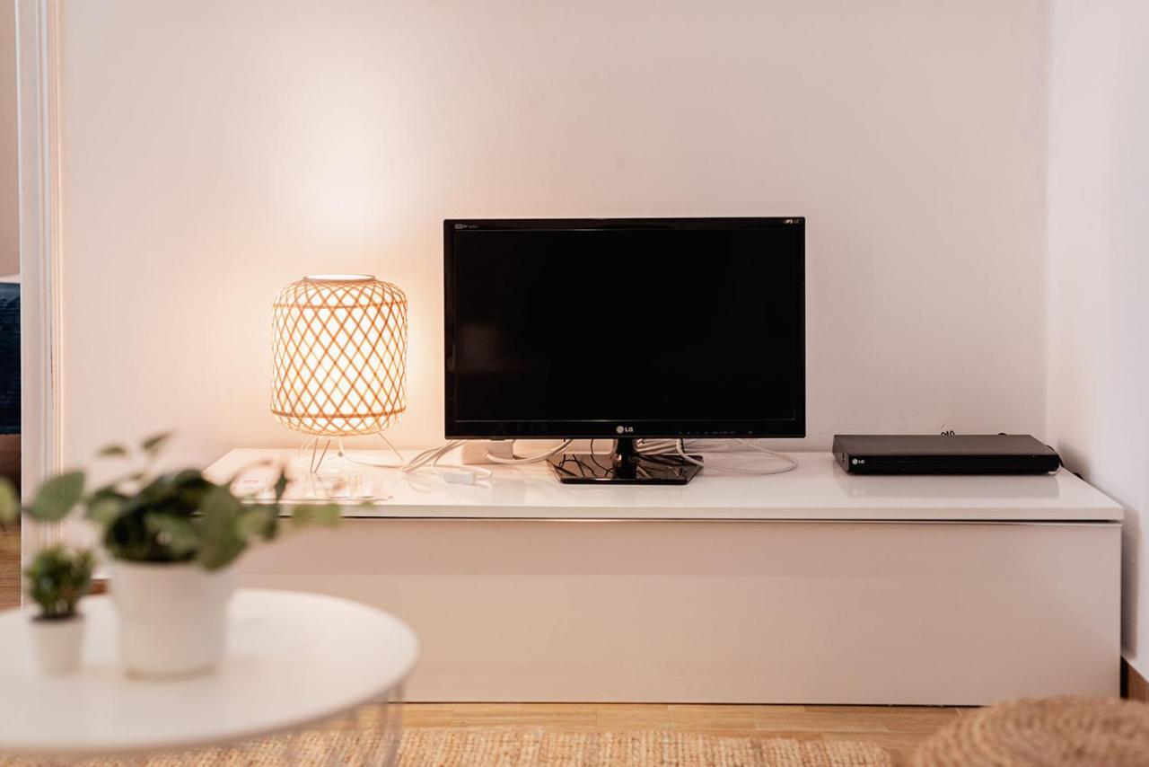 Apartamentos Fv Flats Valencia - Mestalla 9 Bagian luar foto